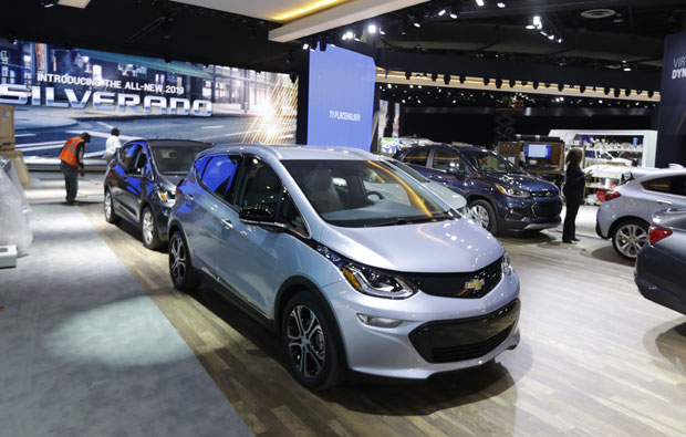 ПОЧЕО САЈАМ АУТОМОБИЛА У ДЕТРОИТУ: Новитети за модерно доба